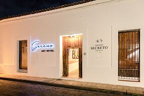 Sereno Hotel