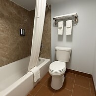 American Inn & Suites