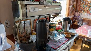 Pension and Log Cottage Hoshinoko