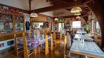 Pension and Log Cottage Hoshinoko