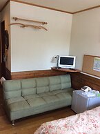 Pension and Log Cottage Hoshinoko