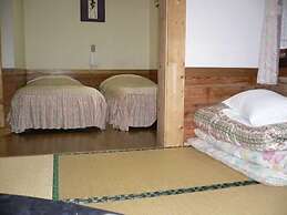 Pension and Log Cottage Hoshinoko