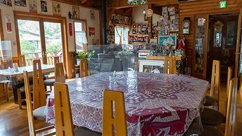 Pension and Log Cottage Hoshinoko