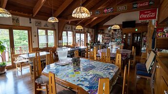 Pension and Log Cottage Hoshinoko