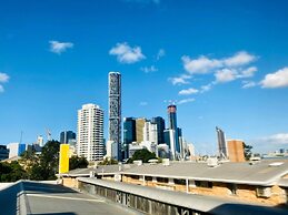 Summer House Brisbane - Hostel