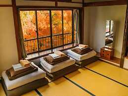 Onsen Guesthouse HAKONE TENT - Hostel