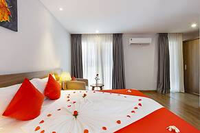 Maple Leaf Hotel & Apartment