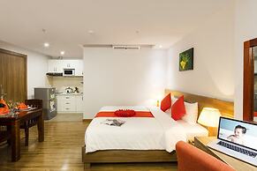 Maple Leaf Hotel & Apartment