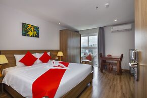 Maple Leaf Hotel & Apartment