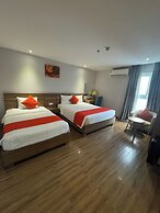 Maple Leaf Hotel & Apartment