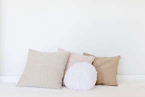 Home Made Guest Studios