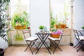 Home Made Guest Studios