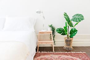 Home Made Guest Studios