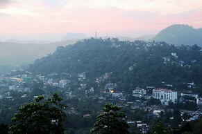 The Richmond House Grand