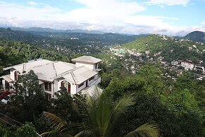 The Richmond House Grand