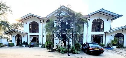 The Richmond House Grand