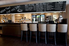 Hotel-Restaurant Thuis!