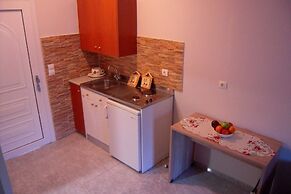 Stalaktites Studios and Apartments