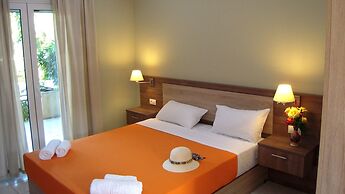 Stalaktites Studios and Apartments