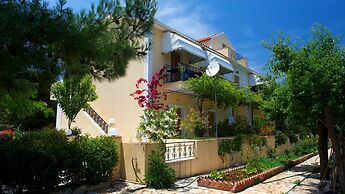 Stalaktites Studios and Apartments