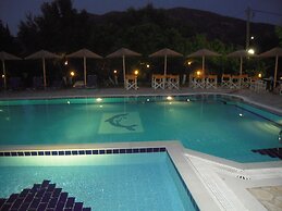 Stalaktites Studios and Apartments