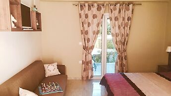 Stalaktites Studios and Apartments