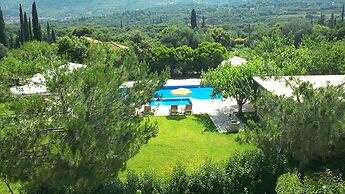 Stalaktites Studios and Apartments