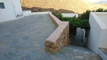 Apollon Village Hotel