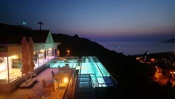 Sunny Hill Alya Hotel