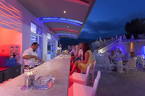 Sunny Hill Alya Hotel