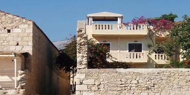 Asterias Studios Apartments