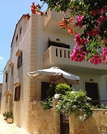 Asterias Studios Apartments