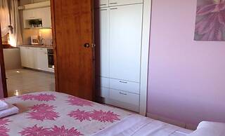 Asterias Studios Apartments