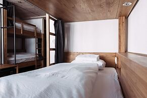 GRAND your home with common kitchens with self check-in