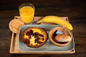 GRAND your home with common kitchens with self check-in