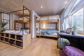 GRAND your home with common kitchens with self check-in