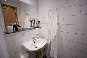 GRAND your home with common kitchens with self check-in