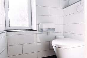 GRAND your home with common kitchens with self check-in