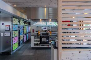 GRAND your home with common kitchens with self check-in