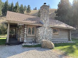 Rye Creek Lodge