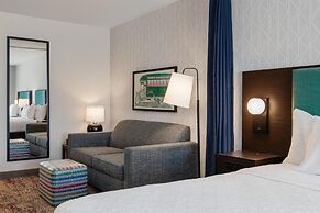 Home2 Suites by Hilton Milwaukee Brookfield