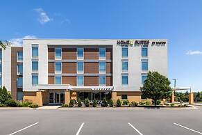 Home2 Suites by Hilton Milwaukee Brookfield