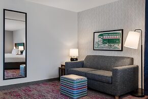 Home2 Suites by Hilton Milwaukee Brookfield