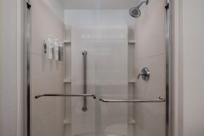 Home2 Suites by Hilton Milwaukee Brookfield
