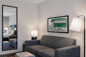 Home2 Suites by Hilton Milwaukee Brookfield