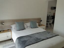 Bluewater Beach Accommodation