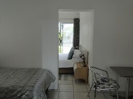 Bluewater Beach Accommodation