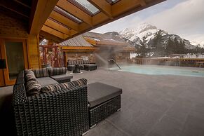 Moose Hotel And Suites