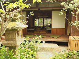 Naramachi Hostel & Restaurant