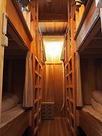 Naramachi Hostel & Restaurant